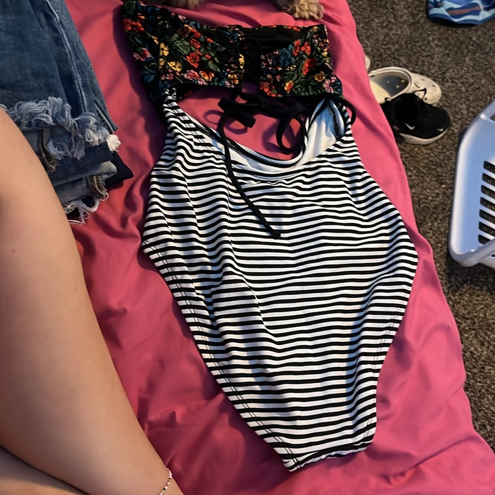 Bathing Suit - Picture 2 of 2